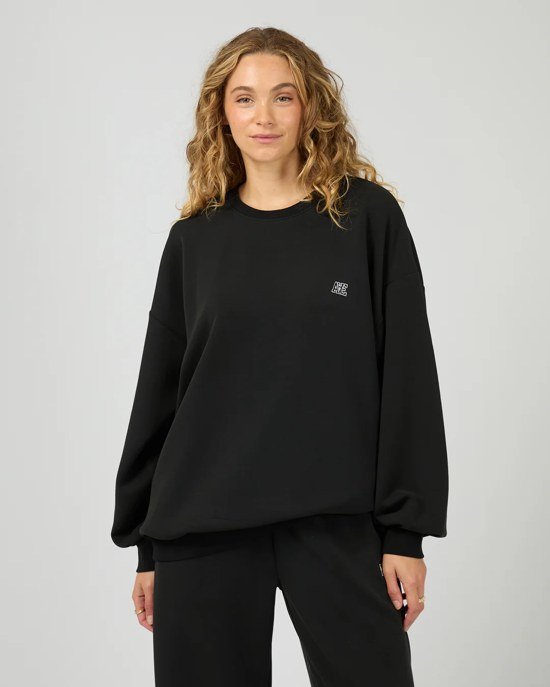 Oversized Luxe Active Box Crew Black
